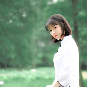 14美女裸体㊙️洗澡视频
